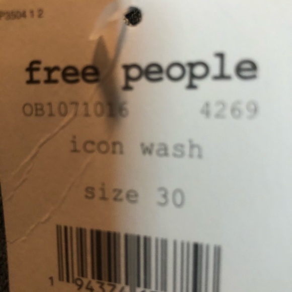 Free People Avenue very stylish mini denim skirt - Picture 7 of 7